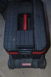 Craftsman rolling tool box