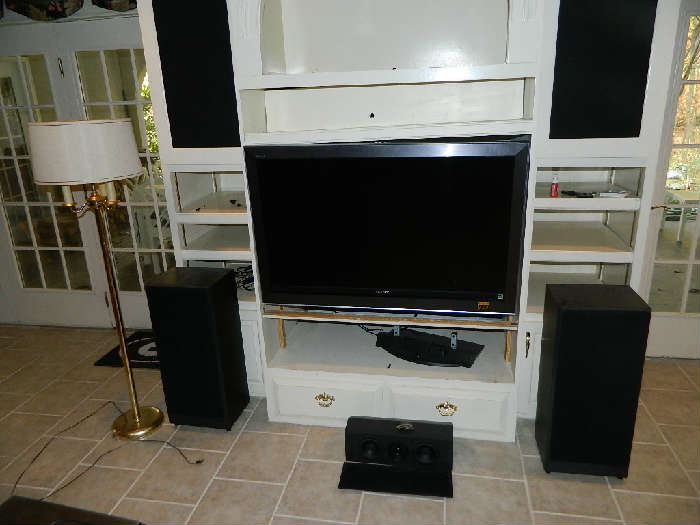 Sony 48" TV, Speakers, Floor Lamp