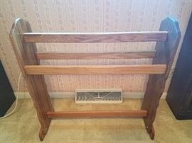 Oak quilt rack