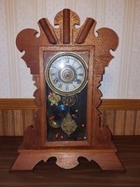Top
Counter
Table
Clock