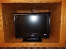 Sanyo
Flat screen
Television
Includes remote