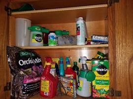 Sprays
Cleaners
Chemicals
Lawn care