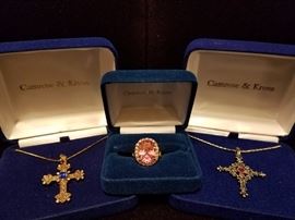 Jacqueline
Kennedy
Jewlery
Camrose
Kross