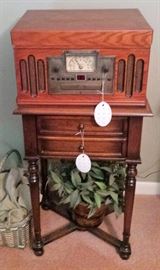 occasional table, vintage radio reproduction