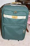 Great Condition Travel Suitcase w/pull bar.