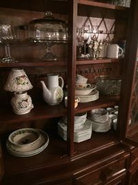 Cake plate, small lamp, plates, and other kitchen wares