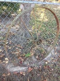 Large metal wagon wheel