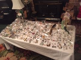 Costume & fine jewelry including several Sarah Coventry pieces. 