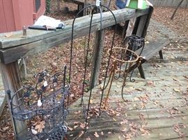 Various metal yard decor