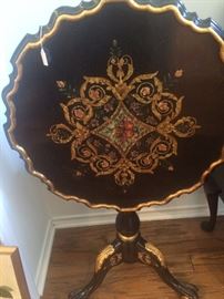 Exceptional tilt table in black & gold