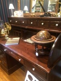 Extra large roll top desk