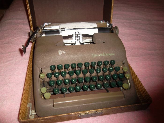 vintage smith corona portable typewriter