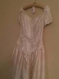 Lovely Neiman Marcus wedding dress