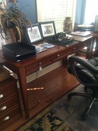 More of the desk set; black office chair