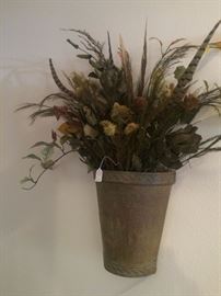 Another decorative wall sconce