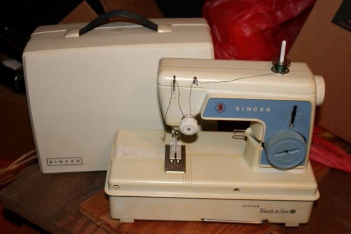 Portable Sewing machine