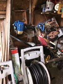 YARD AND LAWN TOOLS AND ACCESSORIES