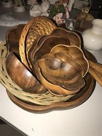 WOODEN BOWLS