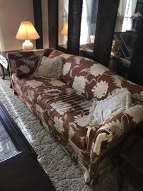 VINTAGE FLORAL SOFA