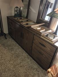 LONG DRESSER WITH DOUBLE MIRRORS