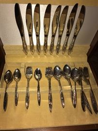 COMMUNITY FLATWARE MORNING ROSE