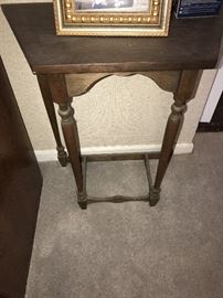 SIDE TABLE