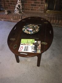 OVAL COFFEE TABKE WITH FOLDING SIDES