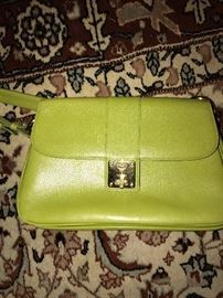 MCM GREEN LEATHER SHOULDERBAG