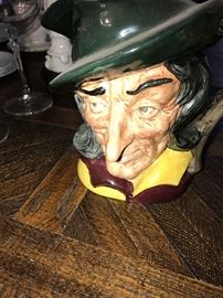 ROYAL DOULTON VINTAGE LARGE TOBY MUGS-PIED PIPER
