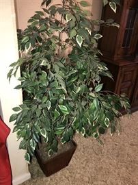 HOME DECOR’-FAUX TREE