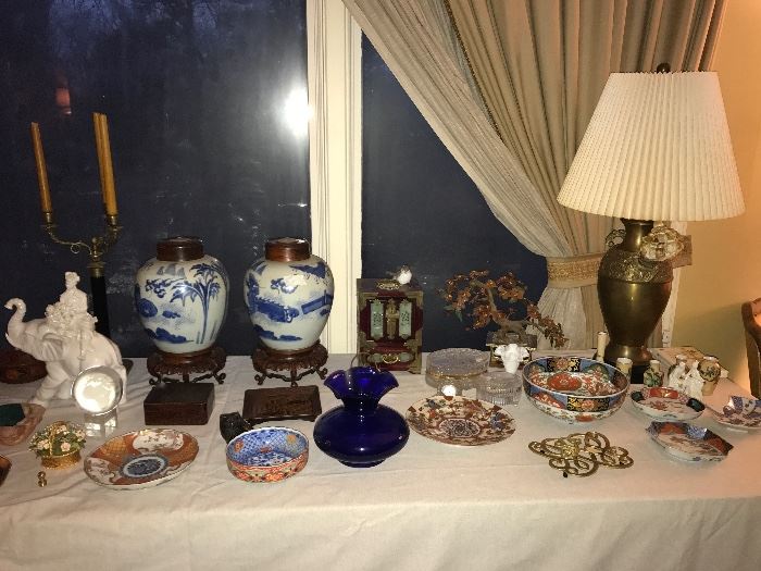 collection of Asian accessories, including pair of blue and white porcelain ginger jars with wood top with jade medallion inserts