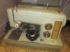 Sewing Machine 