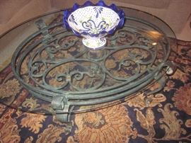 Coffee table, glass w/ metal base 