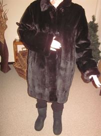 Sheared Mink Jacket, Size Large 