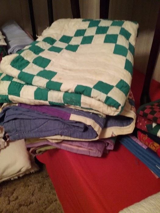 Old  handmade  quilts 
