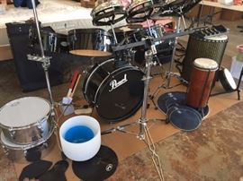 Pearl Drum Set