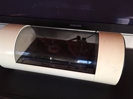 PAAM HiFi Record Player (close)