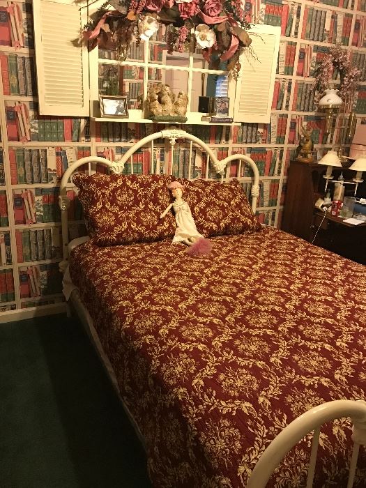 Queen iron bed, Quilts