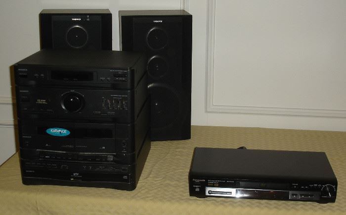Stereo system, DVD player
