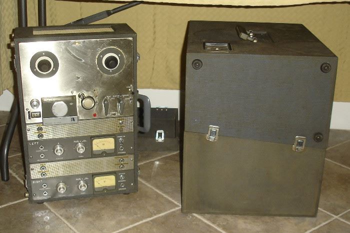 Reel-to-reel tape recorder, 2-way speakers