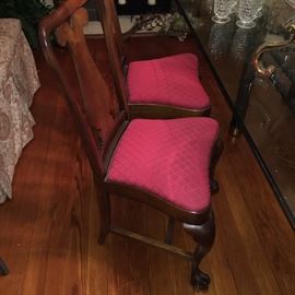 Four dinning chairs