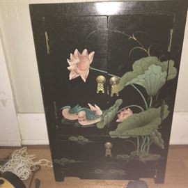 Little Asian jewelry chest