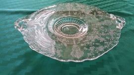 Cambridge Rosepoint small platter with handles (1 of 2)