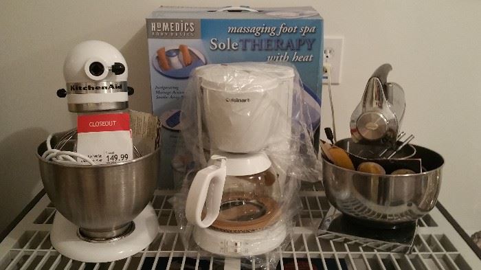 Kitchenaid mixer, coffeepot, and vintage mixer