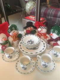 Christmas dinnerware