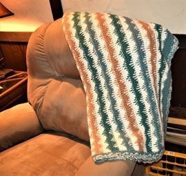 Hand knitted blanket in like new condition