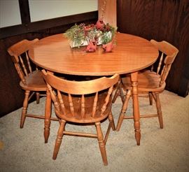 Dining table and four chairs - very good condition