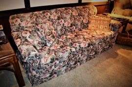 Beautiful couch / hide-a-bed - excellent condition.