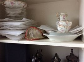 COMPLETE SERVICE FOR 12 LIMOGES CHINA