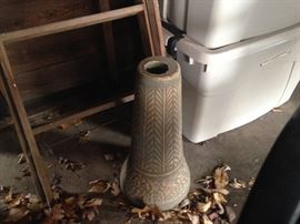 POTTERY BIRD BAT BASE